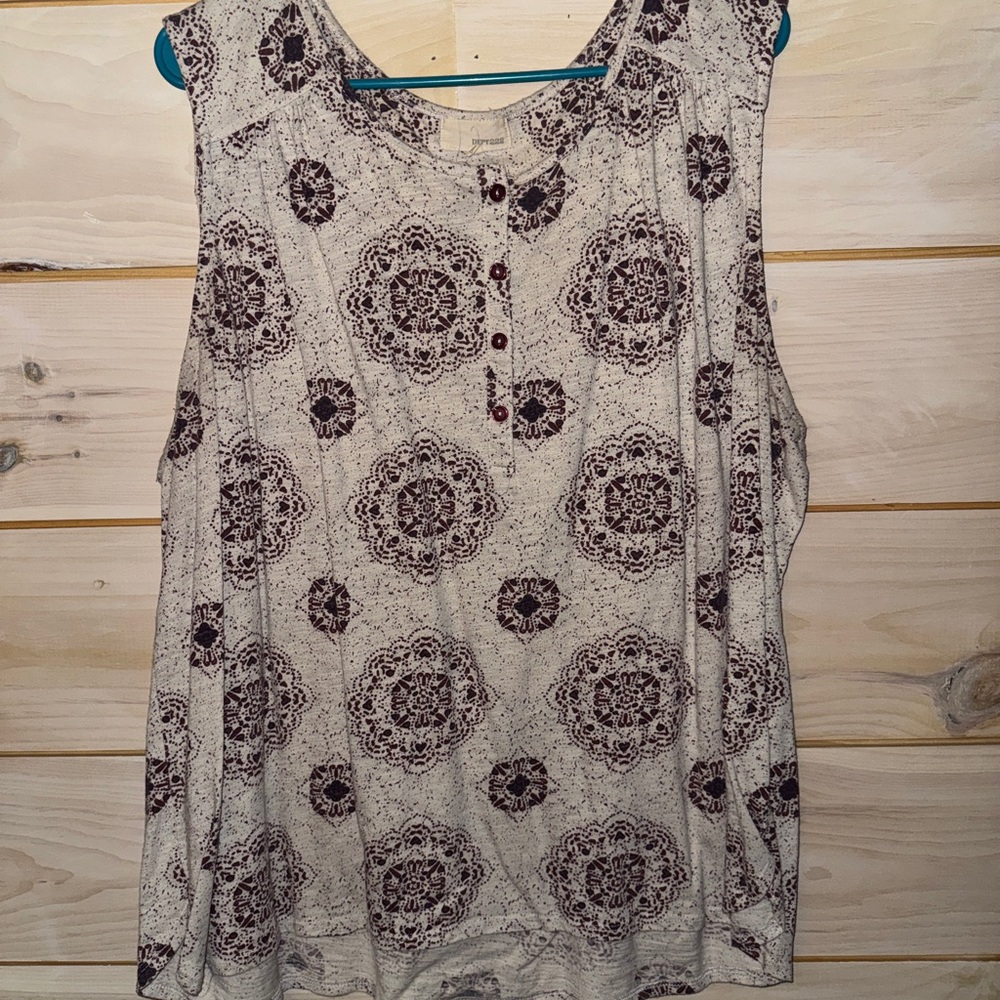 Sleeveless Patterned Top - Cream and Brown